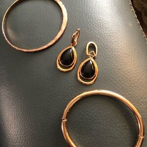 Elegant Gold and Black Teardrop Earrings